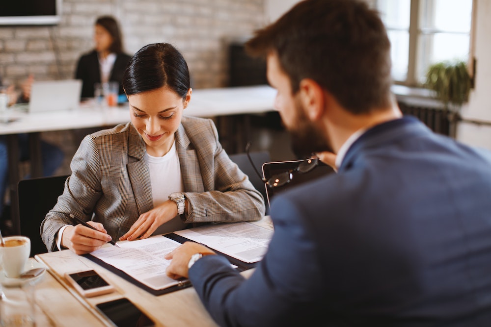 Les différences entre la démission et la rupture du contrat de travail