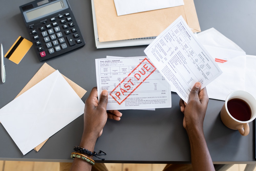 Gérer efficacement les factures impayées : une approche juridique