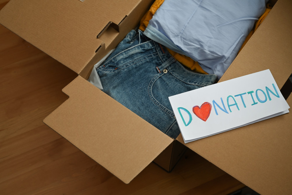 Faire une donation chez le notaire : les étapes clés et les avantages