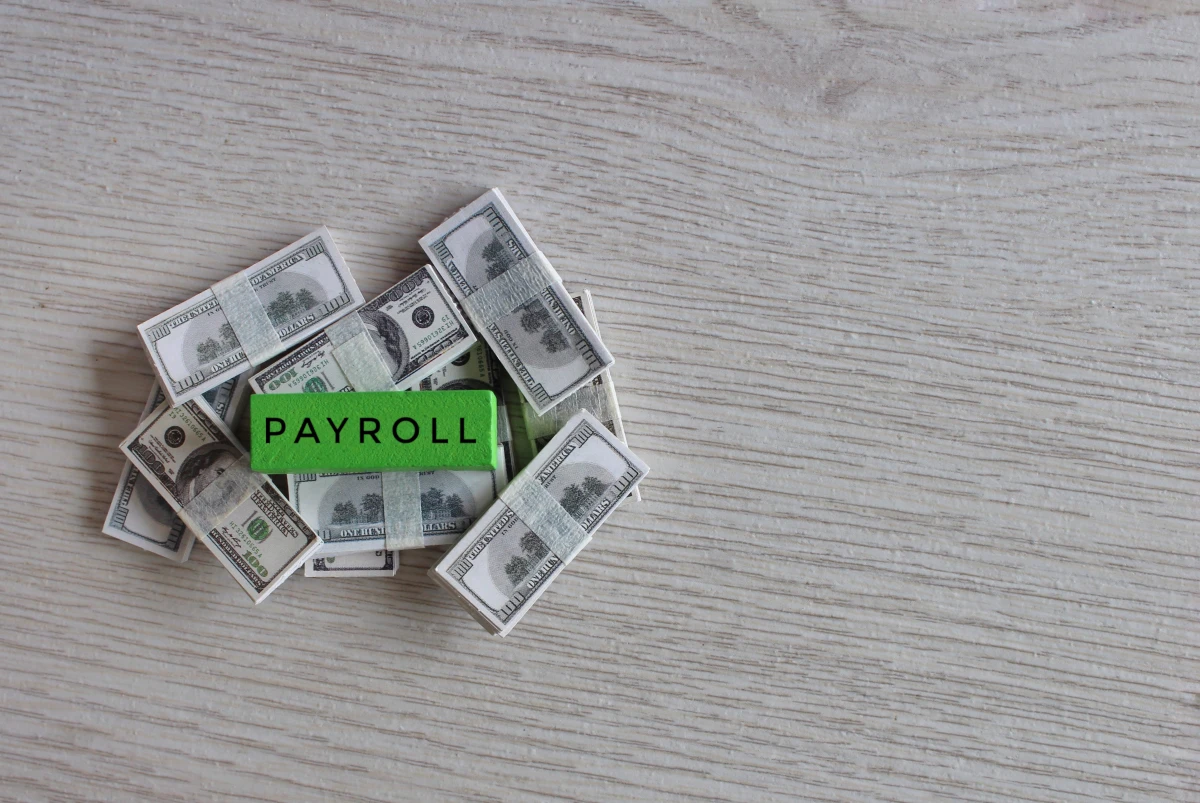 Gestion de la paie : maîtrisez les règlementations et les formalités pour une entreprise sereine