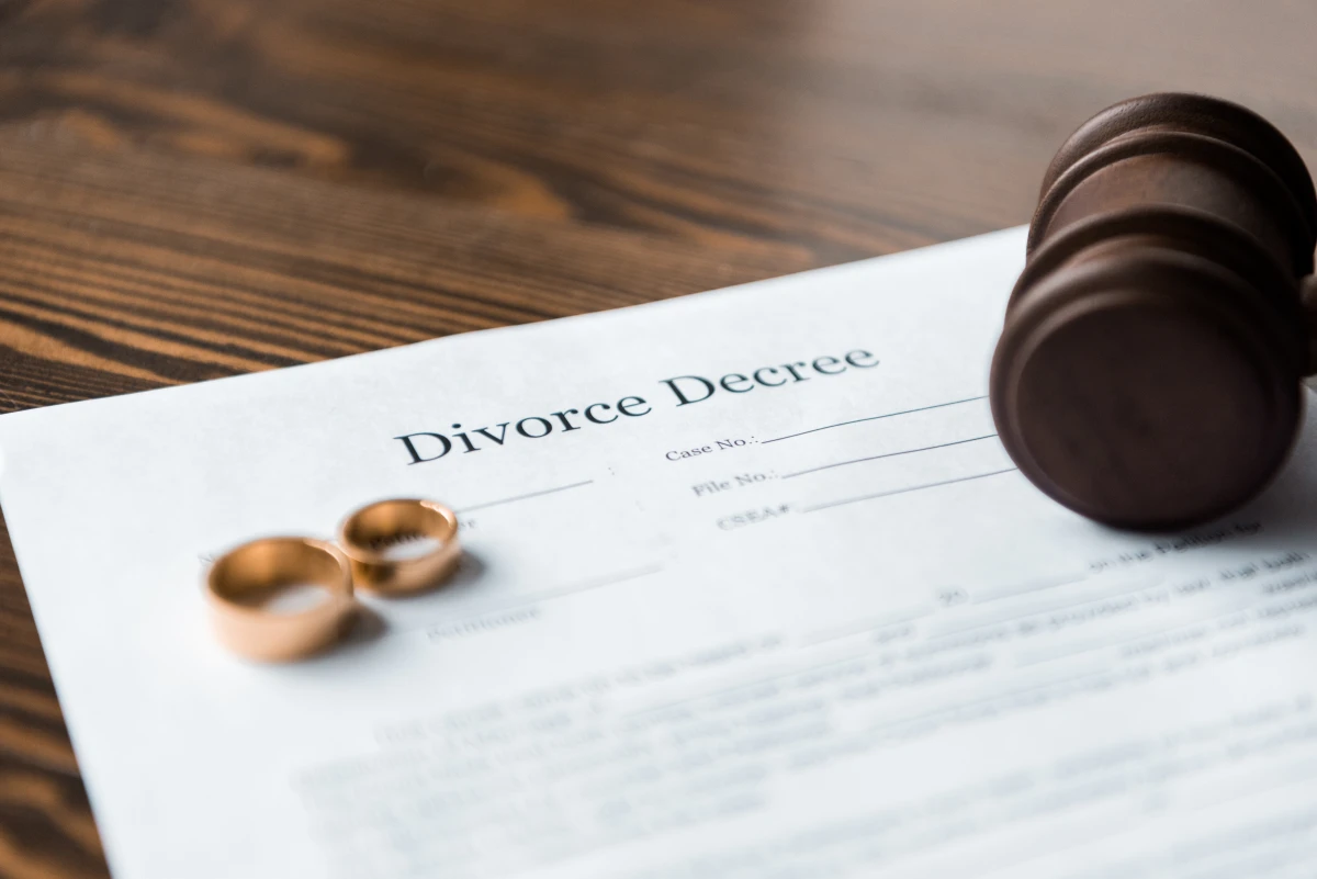 Divorce et pension de réversion : Comprendre vos droits et options