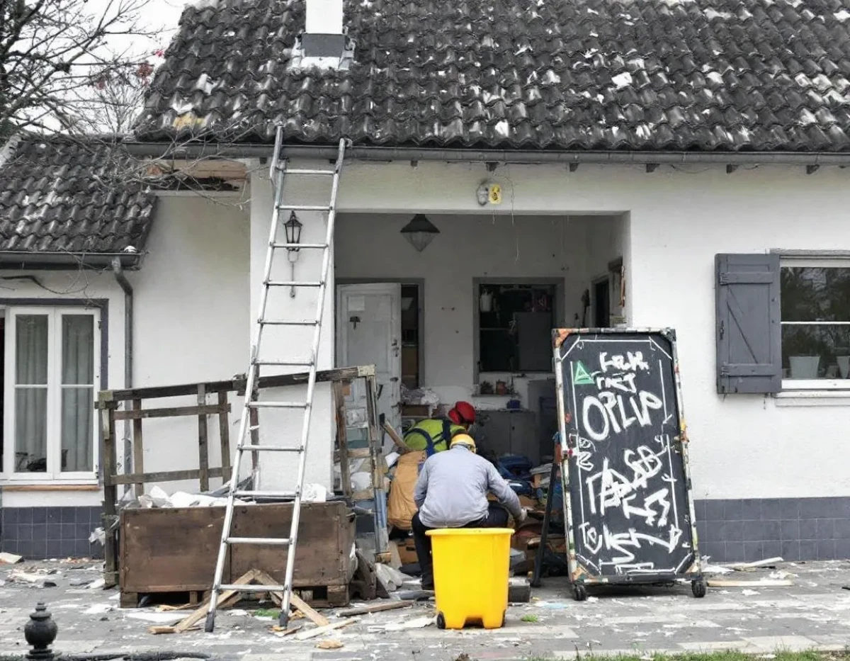 Débarras de maison : Obligations légales et précautions de sécurité à respecter